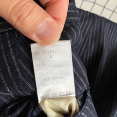 ユニバーサルランゲージ冬物スーツの画像