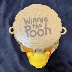 ウィニー・ザ・プー 木の切り株型収納ボックスの画像