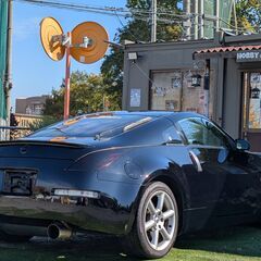 ローンは毎月13,700円～　日産　フェアレディZ　バージョンＳＴ　フジツボマフラー　純正６ＭＴ　ディープコーンステアリング　トランクスポイラー　アイライン　レザーシート　ヒーター付きパワーシート　ＨＩＤの画像