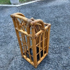 ラタン製　傘立ての画像