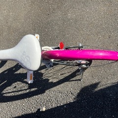 NO:8  子供自転車　ラブ&ピース 20インチの画像