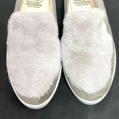 BEREVERE　ベレヴェレ　ファー付きスリッポン　スニーカーの画像