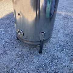 ステンレス製貯水タンクの画像