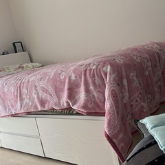 シングルベッド（コンセント付き・収納引き出し付き）マットレス有無OK – 25,000円 – 引き取り限定の画像