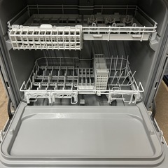 Panasonic パナソニック　食器洗い乾燥機　NP-TA4-W 2022年製の画像