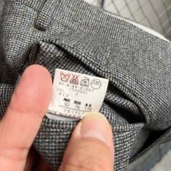 グレースーツの画像