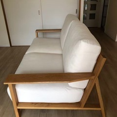 【2025年6月購入、ほぼ新品】無印良品　ソファ2.5シーター/フェザー ポケットコイルの画像