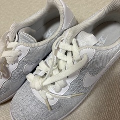 ナイキエアフォース1の画像