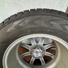 ヨコハマスタッドレスタイヤの画像