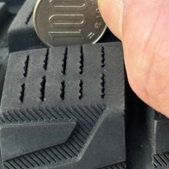 ヨコハマスタッドレスタイヤの画像