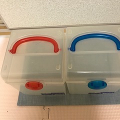 CD収納ケース 12枚用 透明/赤/青の画像