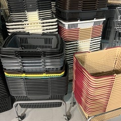 ショッピングカゴ　カート　籠　買い物籠　カゴの画像