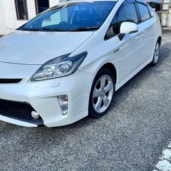 【トヨタ プリウス 2014年式 ホワイト】の画像