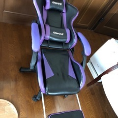 ゲーミングチェア
の画像