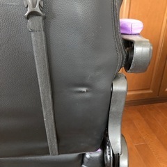 ゲーミングチェア
の画像