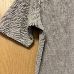 新品タグ付き　フリーサイズ　トップスの画像