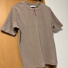 新品タグ付き　フリーサイズ　トップスの画像