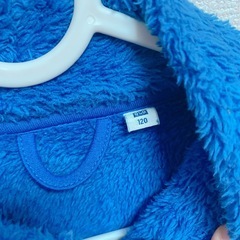 ユニクロ 男の子 120 アウター 
ファーリーフリース　青の画像