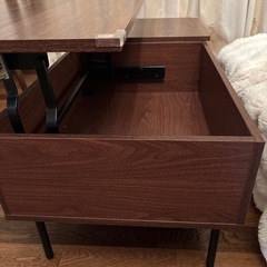 テーブル収納付の画像