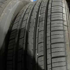 タイヤ　225/60R17の画像