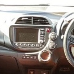 フィット GE8 RS取り外し　純正 39540-TF0-J02 NH618L  の画像