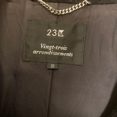 23区Vingt-trois arrondissements コート ブラックの画像