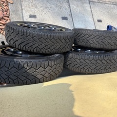 スタッドレスタイヤ＆アルミホイールの画像