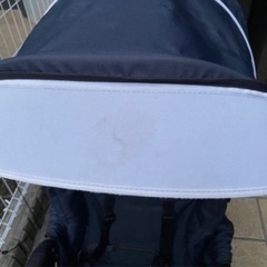 美品カトージ二人乗りベビーカー　専用レインカバー・リアシート付きの画像