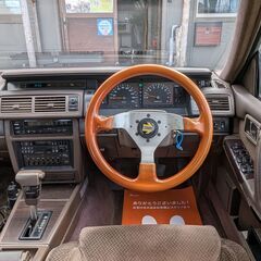 ローンは毎月17,600円～　日産　グロリア　グランツーリスモSV　V6ツインカムターボ　タイベル交換済み　社外マフラー　ローダウン　WORK16インチメッシュアルミホイール　パワーシート　の画像