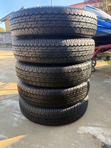 ダンロップ  15インチ タイヤのみ　
195/50R15