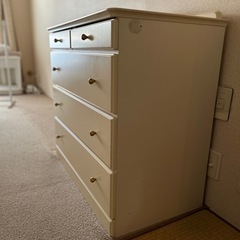 【無料】ローチェストの画像