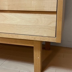 木製リビングボードの画像