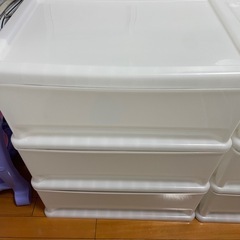 衣装ケースの画像