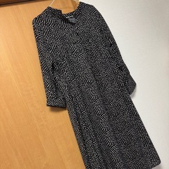 TRUBE ワンピース　中古美品の画像