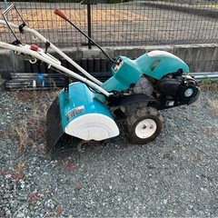 クボタ農用トラクターの画像