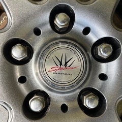 スタッドレスタイヤの画像