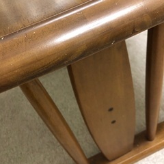 ダイニングテーブルの画像