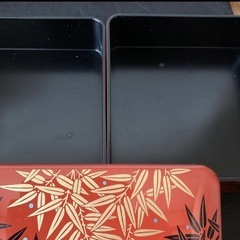 赤い竹模様の漆器重箱二段の画像