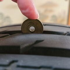 FD2タイプr　225 45 18 バリ溝高年式タイヤ!の画像