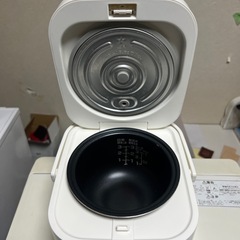炊飯器の画像