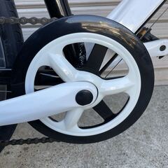 美品★CHEVY CHEVROLET 28インチ 1×6変速 シティサイクル 自転車 通学 通勤 直接渡し大歓迎　の画像