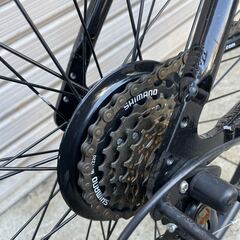 美品★CHEVY CHEVROLET 28インチ 1×6変速 シティサイクル 自転車 通学 通勤 直接渡し大歓迎　の画像