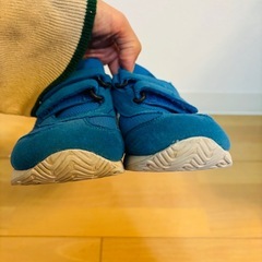 アシックス19.5の画像