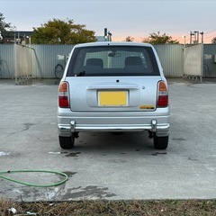 ダイハツ ミラジーノの画像