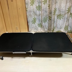 折りたたみシングルベッド
の画像