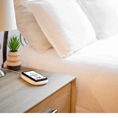 【ほぼ未使用】ixpand ワイヤレスチャージャー 256GBの画像