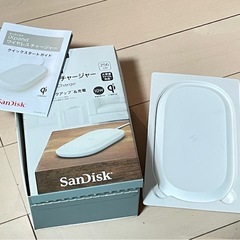 【ほぼ未使用】ixpand ワイヤレスチャージャー 256GBの画像