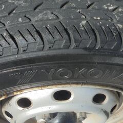 ☆彡８２０００キロ実走！！サンバートラック４ＷＤ！寒効きエアコン！５ＭＴ！バリ山タイヤ！！実検査令和９年１２月！！の画像