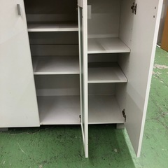 【ドリーム川西店御来店限定】☆ジモティー見たよ♪割引☆  3枚扉キャビネット  クリーニング済み 【99560000036949】の画像