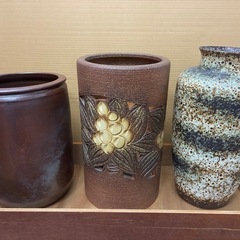 ★一つ 1000円★陶器・花瓶・傘立て・壺※商品の状態や寸法等は現物にてご確認ください。の画像